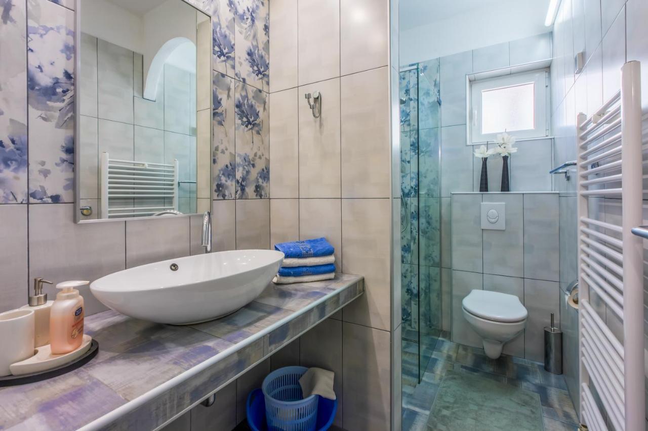 Apartmani Visnja Crikvenica Exterior photo